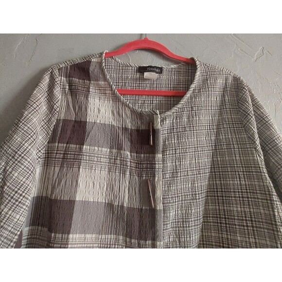 Mooonlight Tops Women Size L, Plaid,21 Inch Of Armp To Armp. - Picture 6 of 12